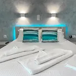 Kır Evi Zeta
