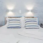 Kır Evi Zeta *