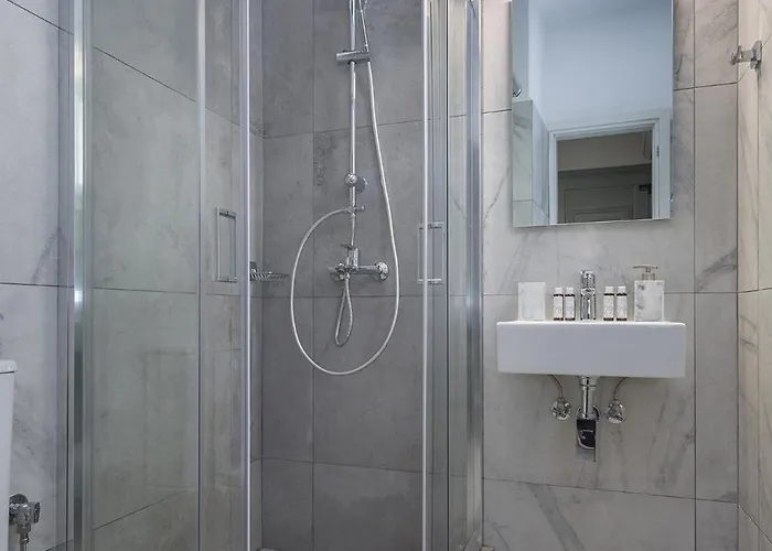 Zeta * Χρυσή Ακτή